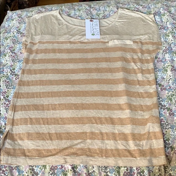 Striped gold and tan t-shirt - Picture 1 of 5